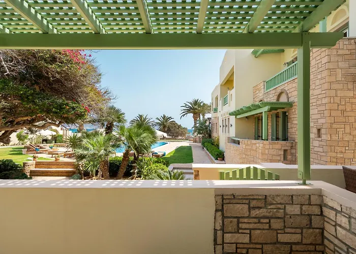 Отель Finikas Алико-Бич