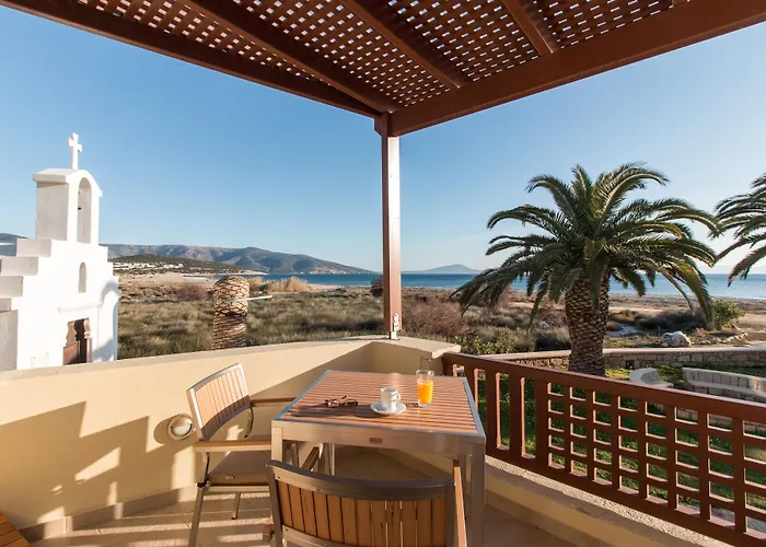 Отель Finikas 4*