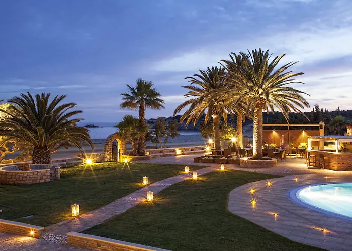 Отель Finikas 4*