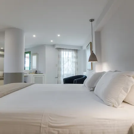 φοίνικας Ξενοδοχείο 4*