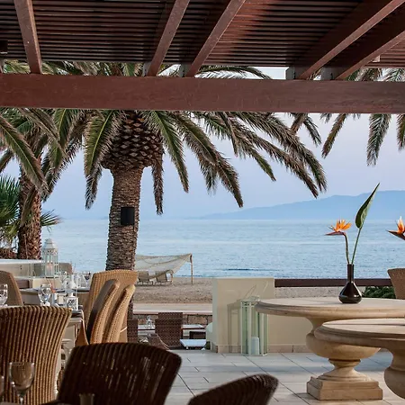 Finikas Otel