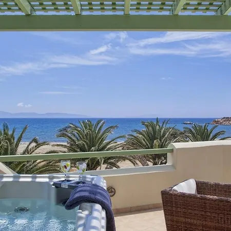 Finikas 4*