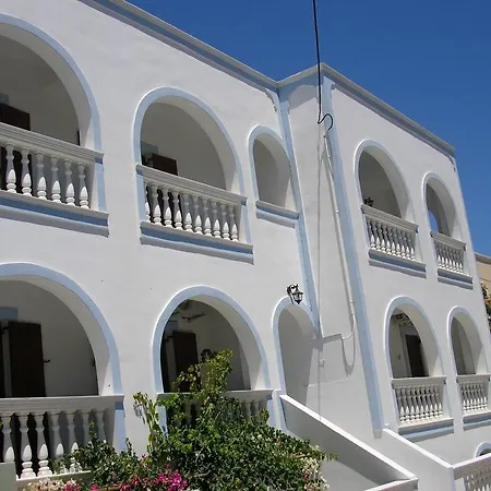 Finikas Otel 4*