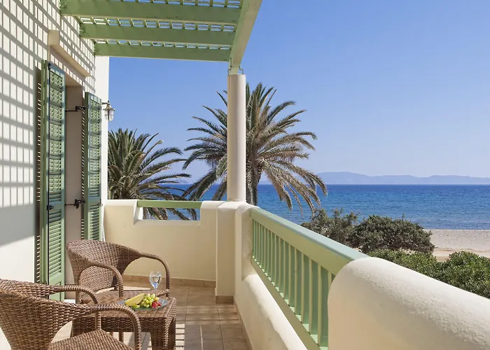 Hotel Finikas Plage d'Aliko